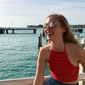 Meet your Posher, Carson